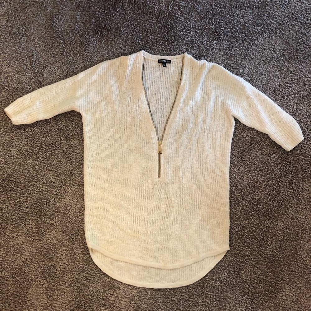 Quarter sleeved knit pull over 🌼